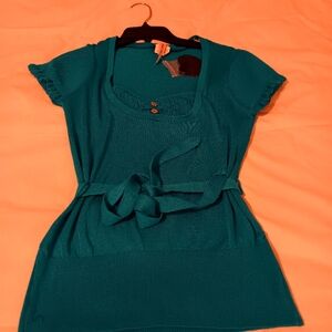 Turquoise sweater like top with sash/belt
